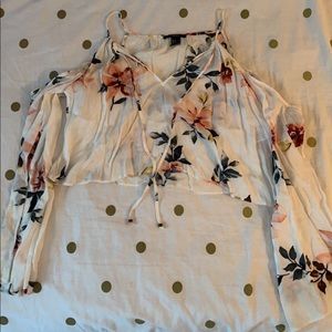 Forever 21 white tropical floral print sheer long sleeve flowy top 🌺
